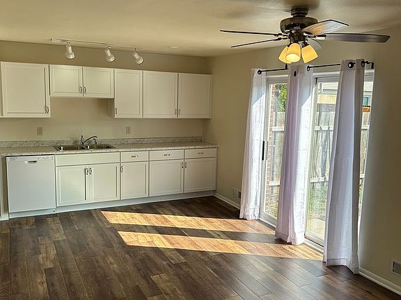 3rd image of 4409-4415 Eastridge Dr #4409