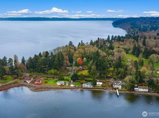 8121 SW 222nd Pl, Vashon, WA 98070