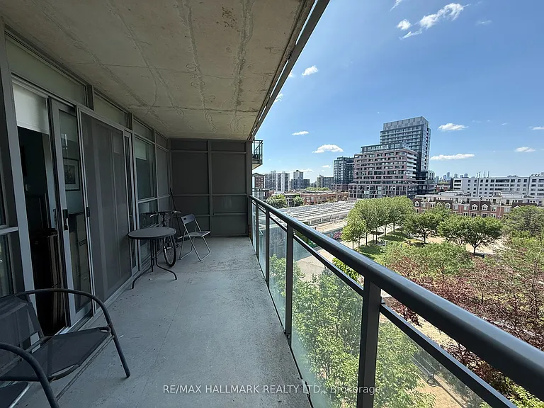 38 Joe Shuster Way W #709 — Photo 21