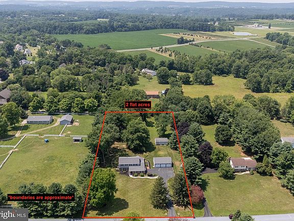 5th image of 31 Glen Manor Ln