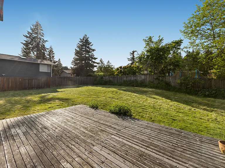8818 NE 144th St — Photo 23