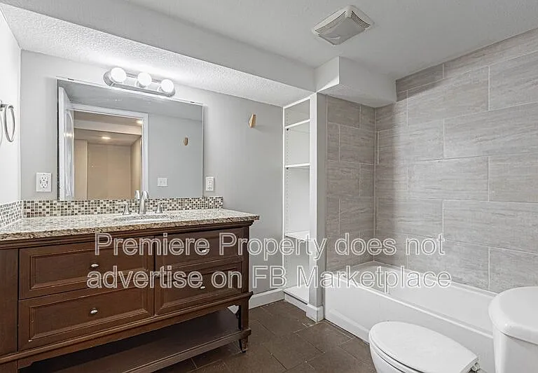 239 S Mill St — Photo 13
