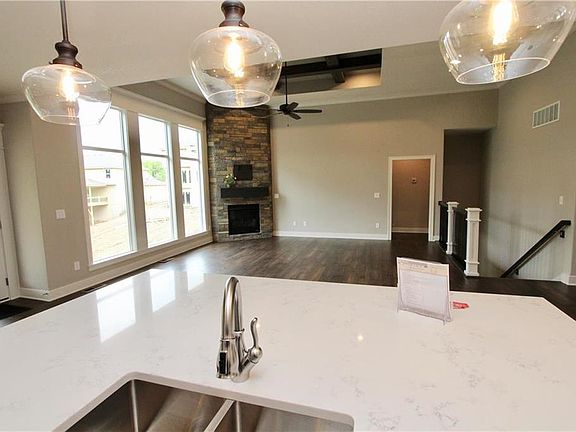 4th image of 13752 Clear Creek Dr