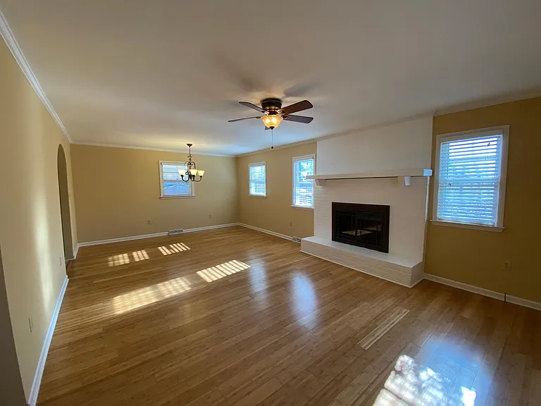 203 Ratchford Farm Rd — Photo 9