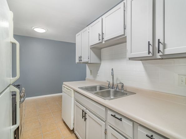 5301 Russell Ave N UNIT 109