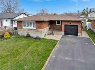 21 Jefferson Ave, Pt Colborne, ON L3K5M7