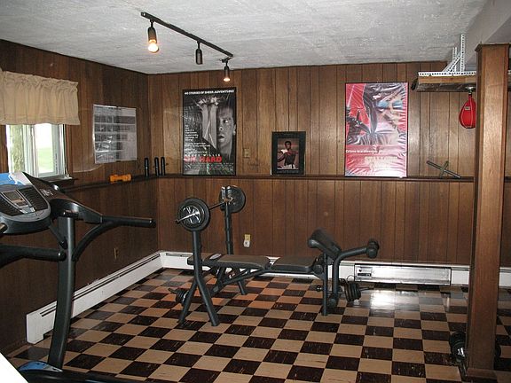 5th image of 1 Larchwood Dr