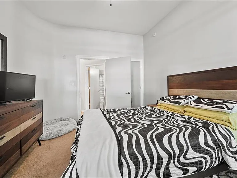 898 Oak St SW #1105 — Photo 21