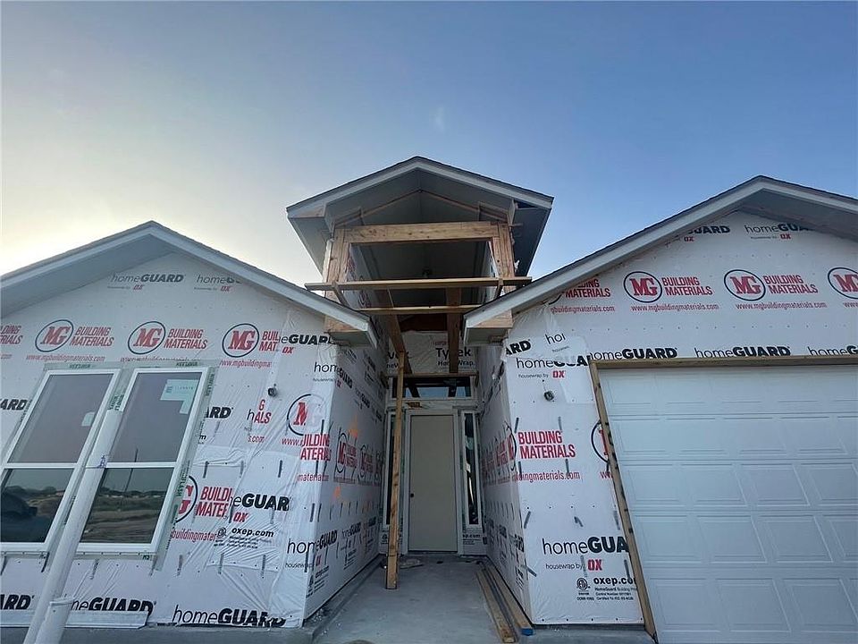 1st image of 3914 Azali Dr