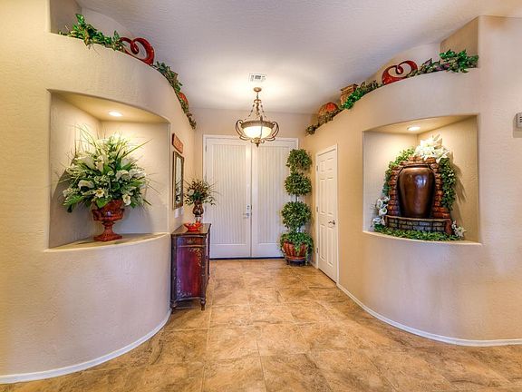 3rd image of 2935 E Mahogany Pl