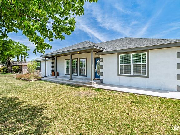 4th image of 210 Laguna Verde St