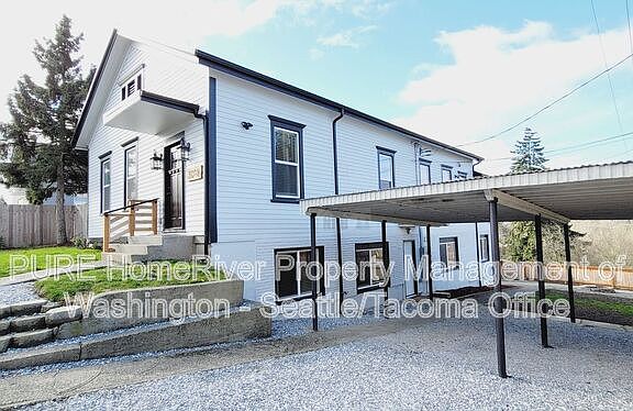 5th image of 3216 E Roosevelt Ave #C