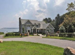 10 Preston Ln, Setauket, NY 11733