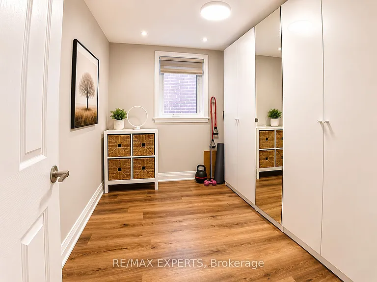 10 Lady Bank Rd — Photo 9
