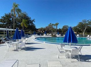 8455 112th St APT 104, Seminole, FL 33772