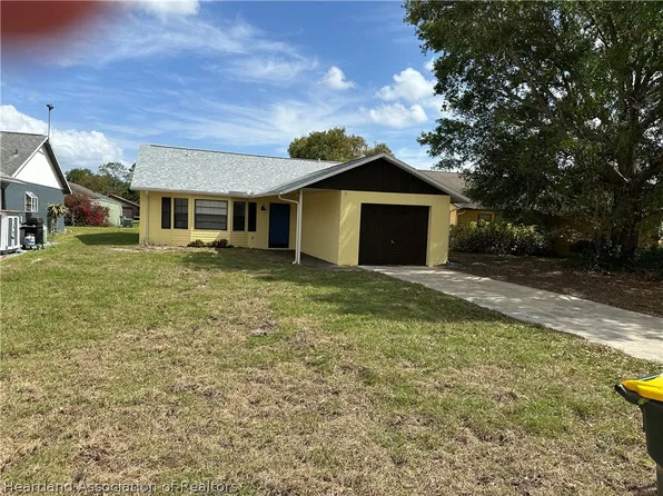 4016 Thompson Ave, Sebring, FL 33875