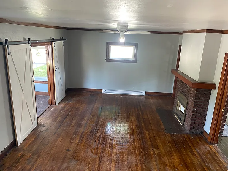 1151 N Main St #A — Photo 5