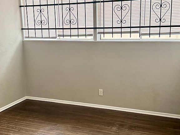 4th image of 4734 E Marlboro Cir