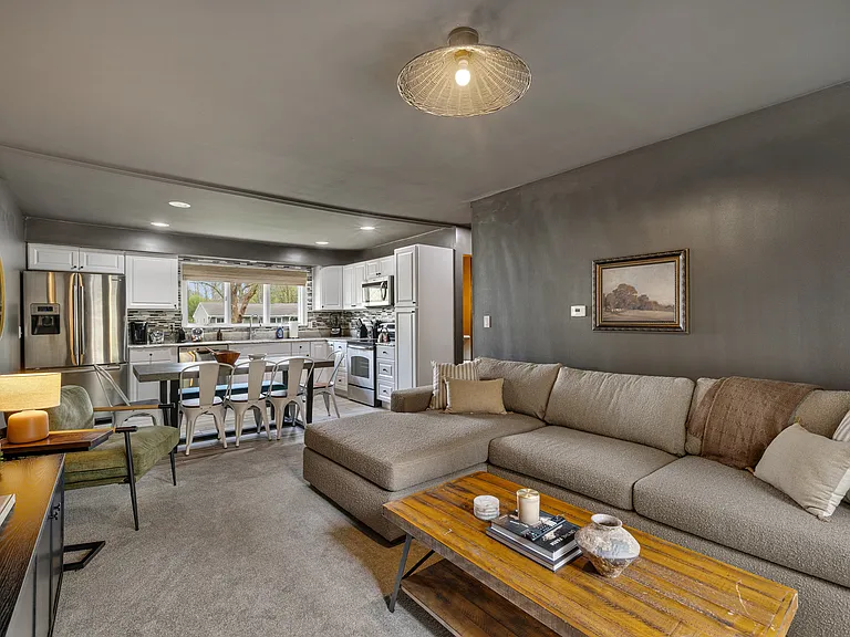 11166 Riverview Dr — Photo 12