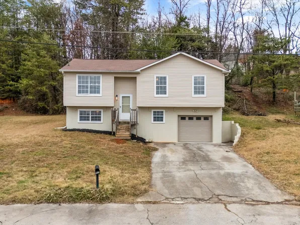 3417 Ben Alder Ln, Knoxville, TN 37931