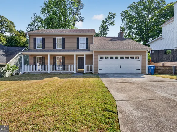 715 Hunters Creek Ln, Lawrenceville, GA 30043