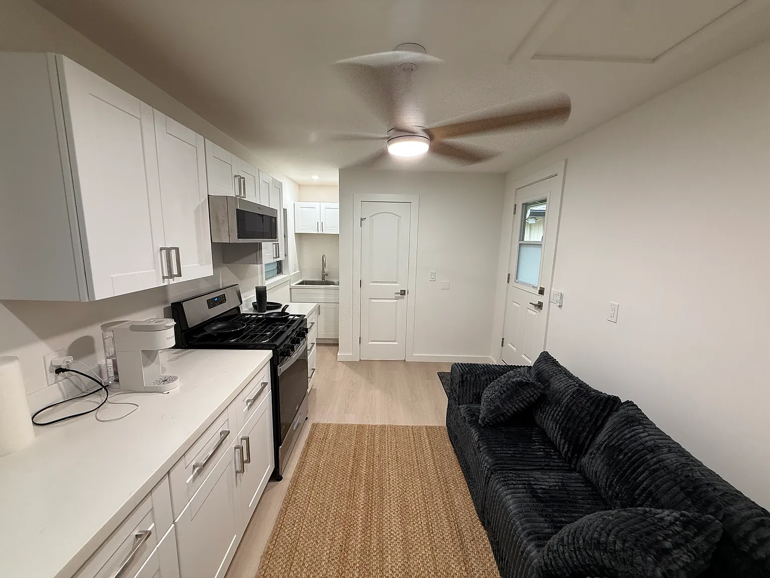 1 bed, $2,200 — Photo 3