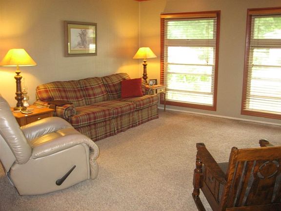 2nd image of 2238 E Seminole Dr