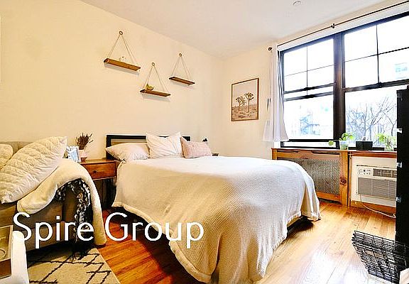 3rd image of 265 W 87th St APT 6C
