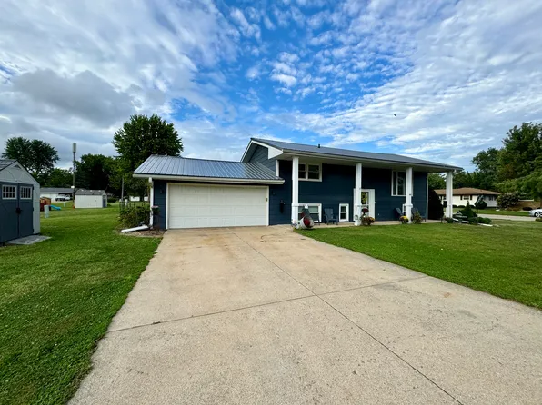 229 Luana Dr, Princeton, IL 61356