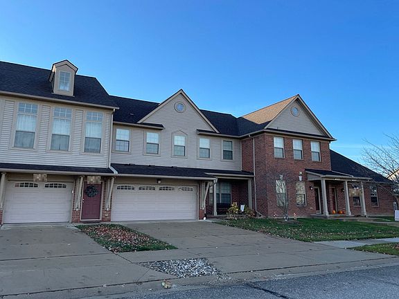 3rd image of 23404 Clarewood St #11