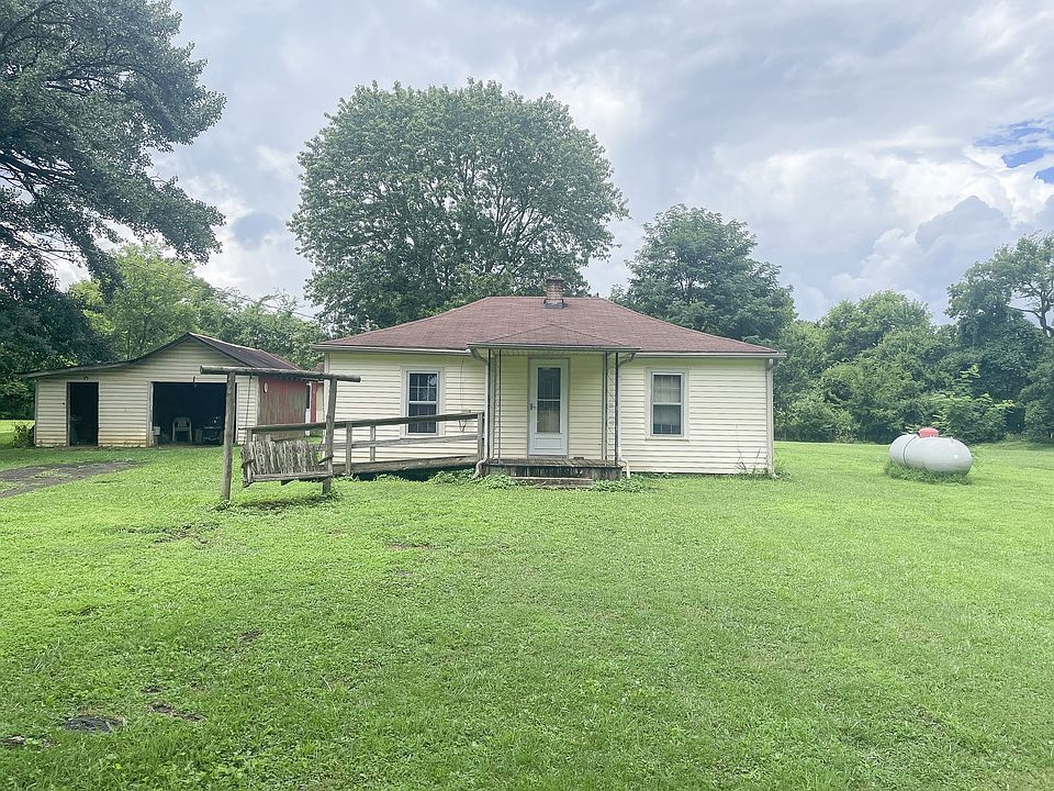 1st image of 462 County Farm Rd