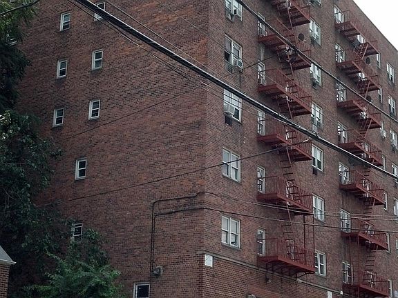 5th image of 622 Van Cortlandt Park Ave APT 6F