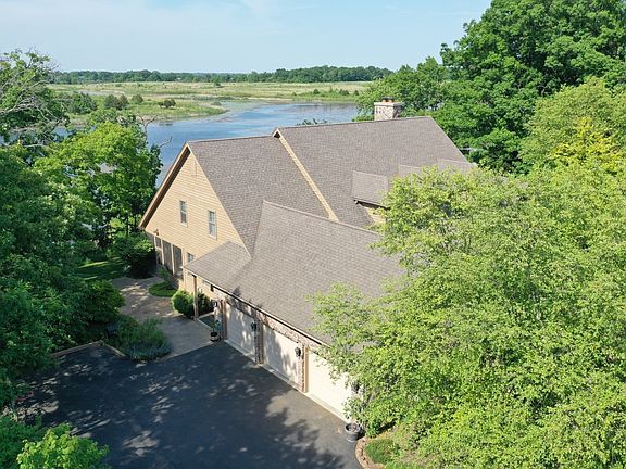 2nd image of 24020 W Old Oak Dr