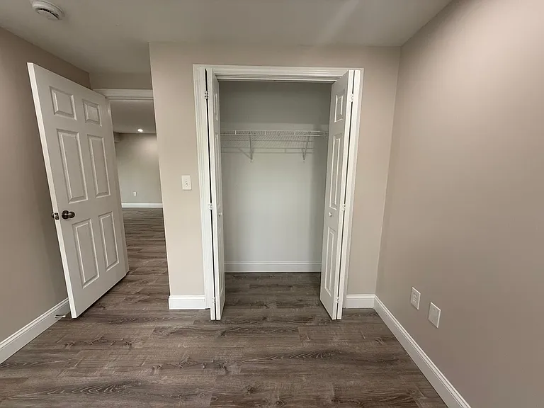 Pondsview Apartments — Photo 125