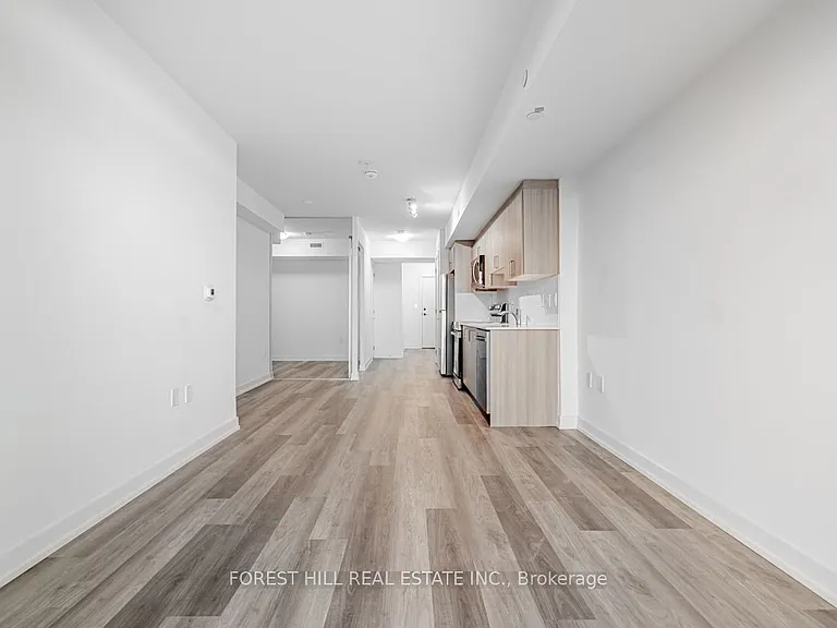 556 Marlee Ave #301 — Photo 17