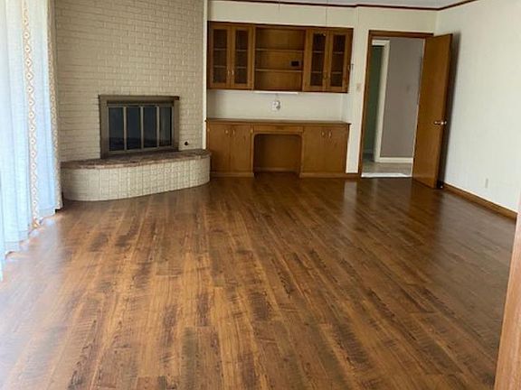 3rd image of 2060 Edson Dr
