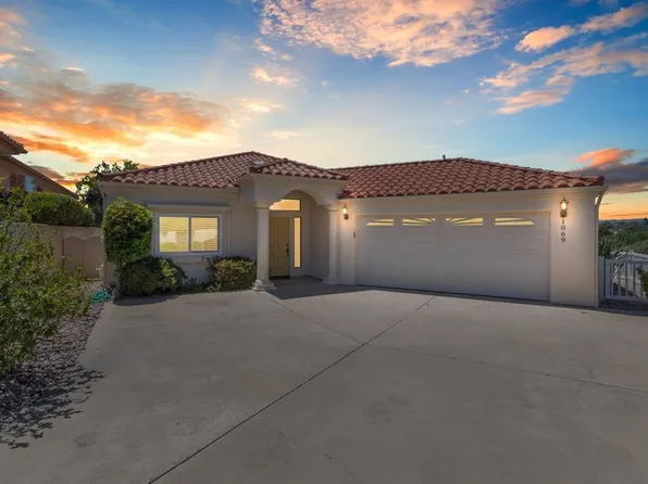 1069 Ridge Heights Dr, Fallbrook, CA 92028