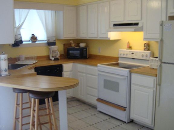 4th image of 51 Hiering Ave APT C11