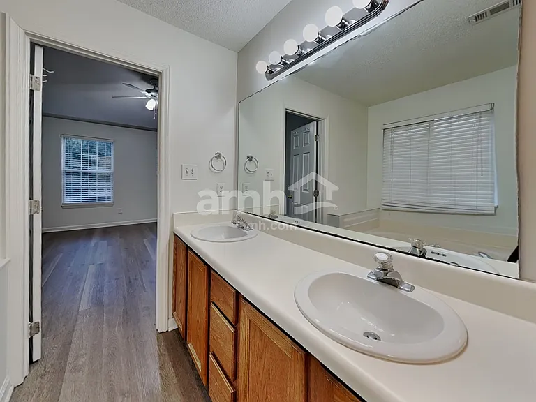 5408 Botany Bay Dr — Photo 13