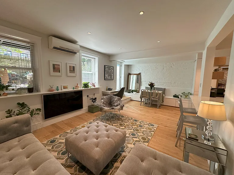 17 E Springfield St #1 — Photo 6