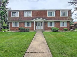 1424 Camellia Dr APT 4, Munster, IN 46321