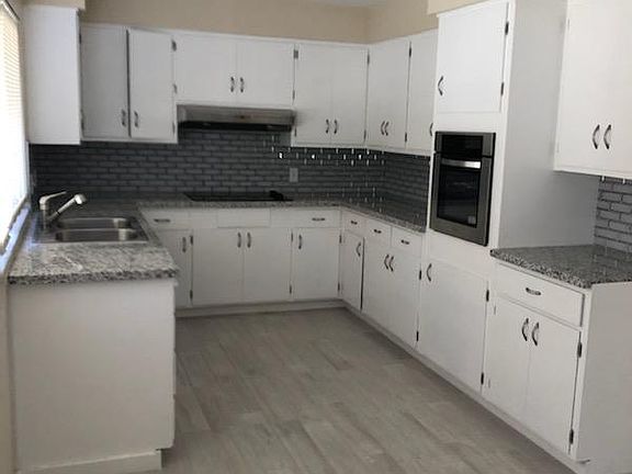 2nd image of 1816 Duke Dr
