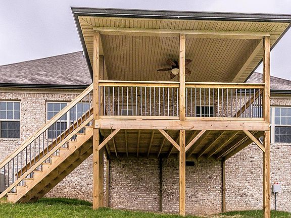 3rd image of 308 Prestwick Cir