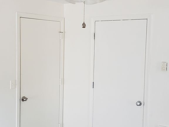 5th image of 1126 W 29th St