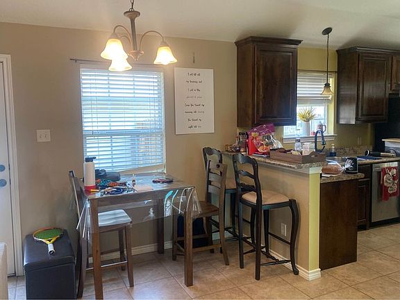 4th image of 2657 Symphony Park Dr