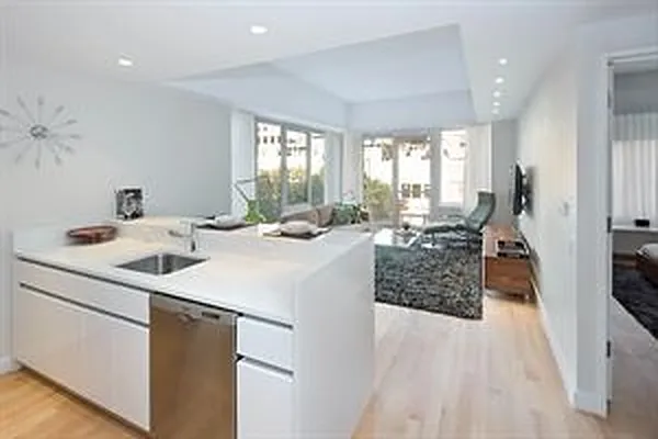 Sold by Douglas Elliman | media 15