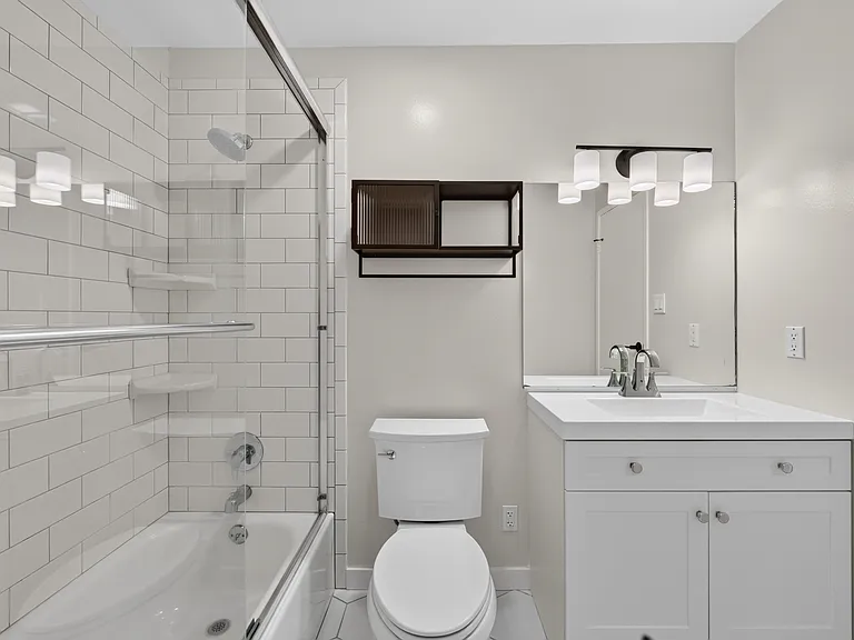 827 N Humboldt St — Photo 21