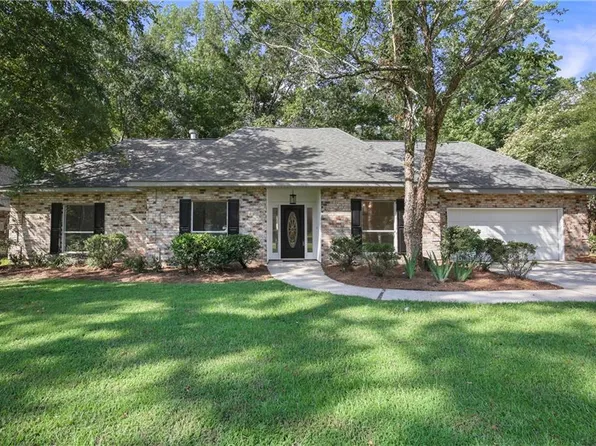 105 Blue Heron Dr, Mandeville, LA 70471