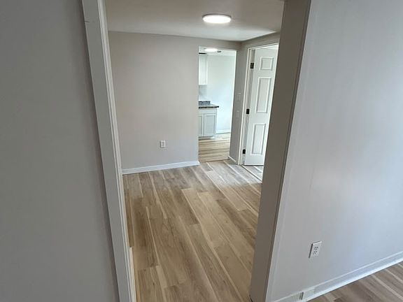 4th image of 210 N Sims St