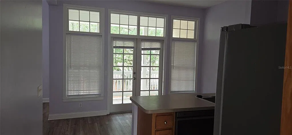 2 bed, 2.0 bath, 1098 sqft, $2,000 — Photo 4